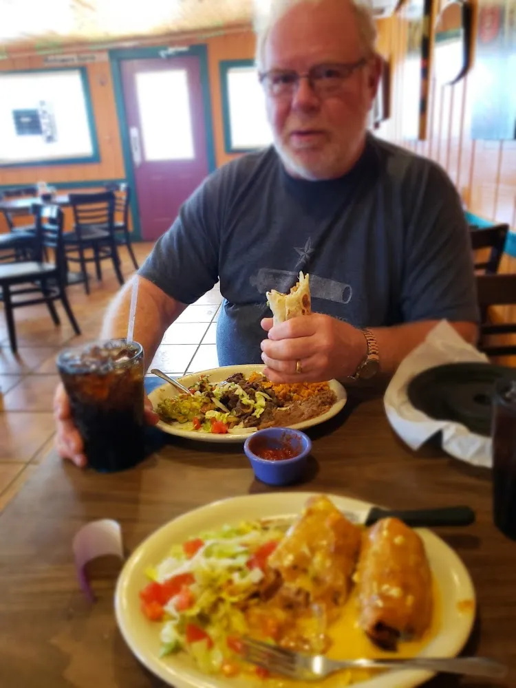 Mama Chole's Plate
